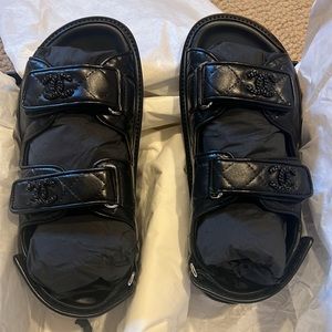 New in Box with dustbags CHANEL Dad
Sandals Size 35 Black Lambskin